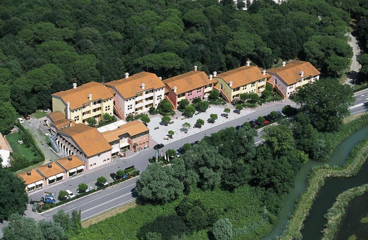 Tize Village Rosolina Luaran gambar