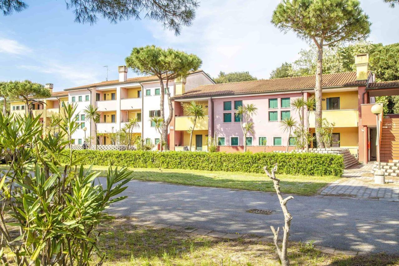 Tize Village Rosolina Luaran gambar