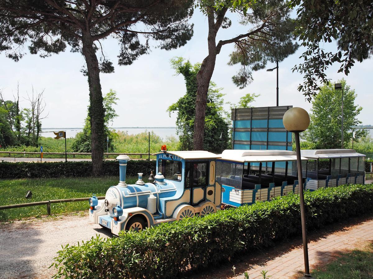 Tize Village Rosolina Luaran gambar