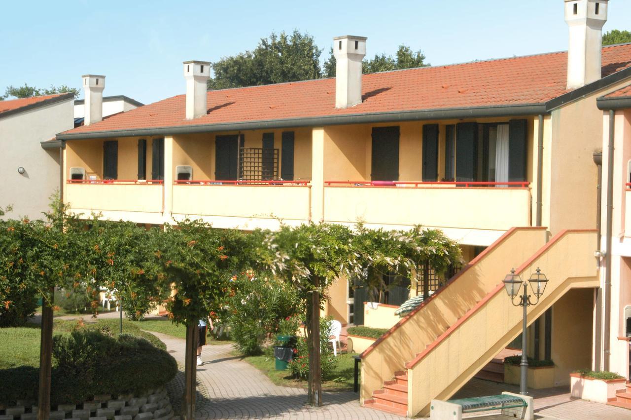 Tize Village Rosolina Luaran gambar